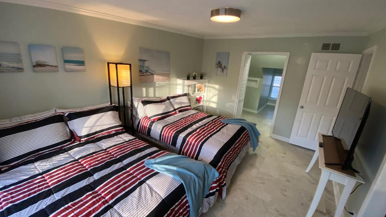 Here It Is! Cool Cape Cod-3 Br-2.5 Bath-12 Guests أولاث المظهر الخارجي الصورة