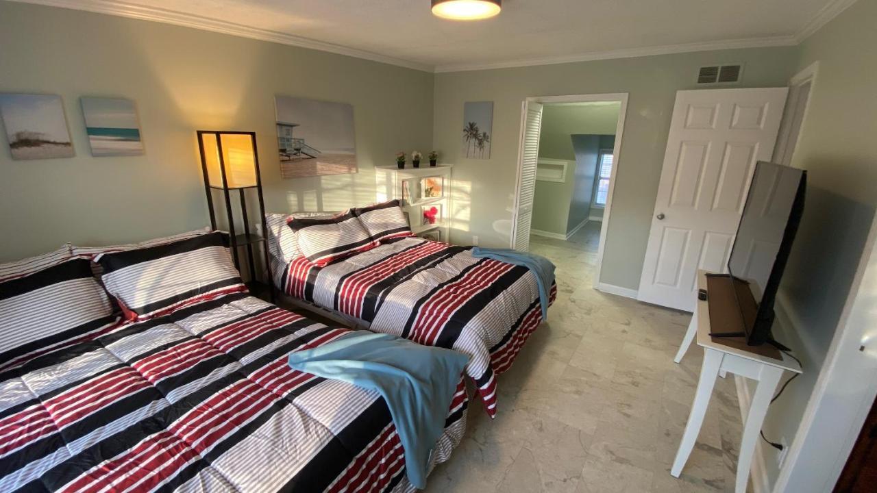 Here It Is! Cool Cape Cod-3 Br-2.5 Bath-12 Guests أولاث المظهر الخارجي الصورة